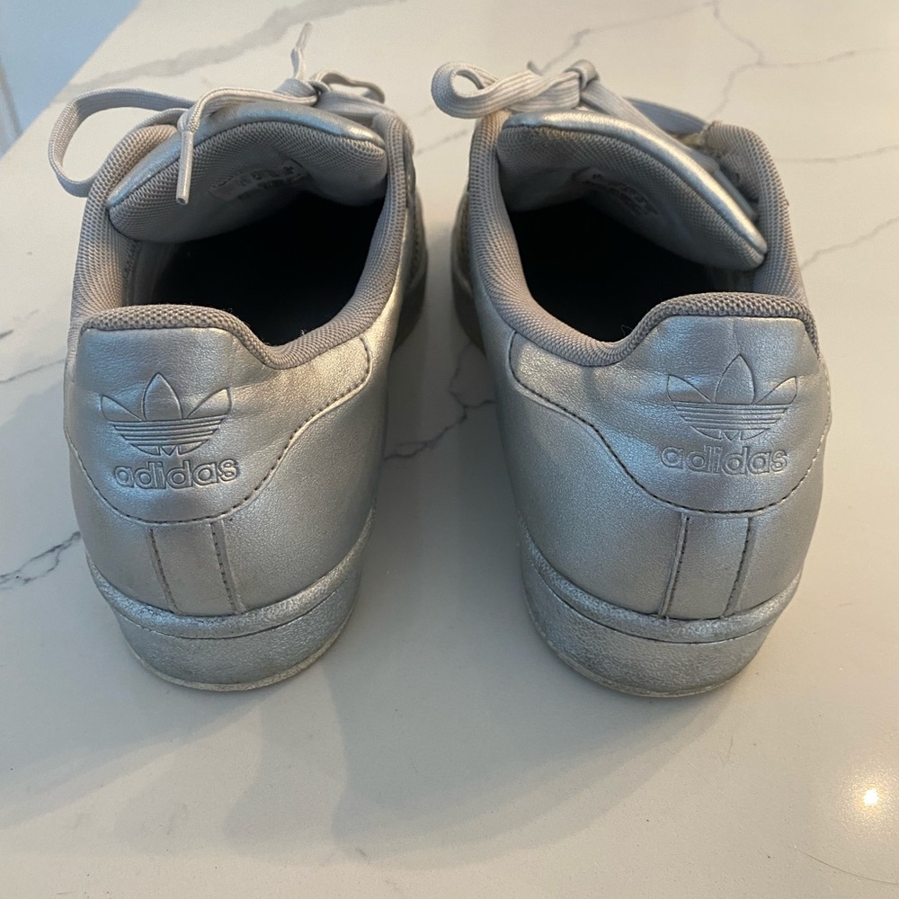 metallic silver superstars